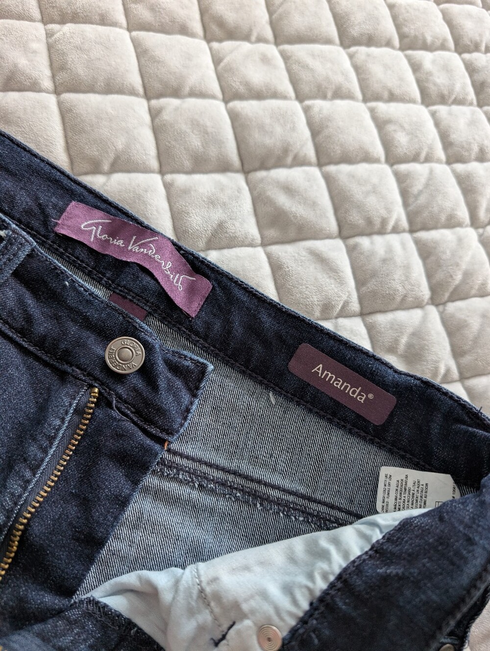 Gloria Vanderbilt Amanda Stretch Denim Jeans, Dark Blue, Size Petite 6 - Picture 5 of 12